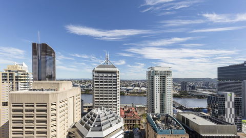 Oaks Brisbane Festival Suites - New Castle Holiday 3