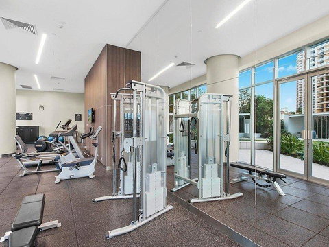 H Star Residences-- Paradise Stayz - New Castle Holiday 23