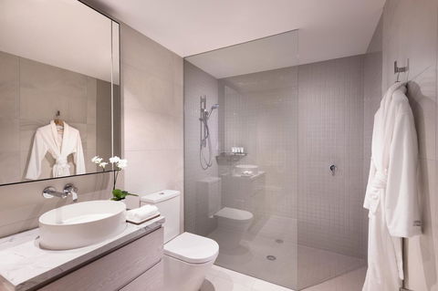 The Westin Brisbane - New Castle Holiday 38