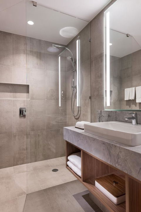 The Westin Brisbane - New Castle Holiday 21