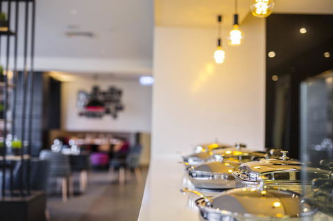 Voco Brisbane City Centre, An IHG Hotel - New Castle Holiday 4