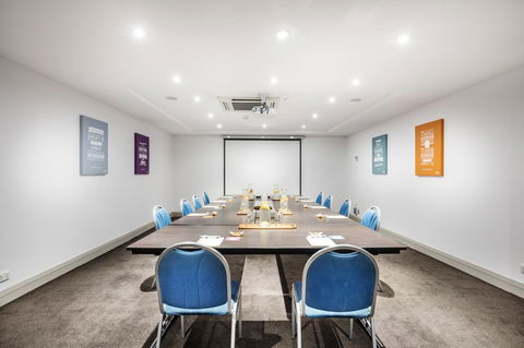 Voco Brisbane City Centre, An IHG Hotel - New Castle Holiday 9