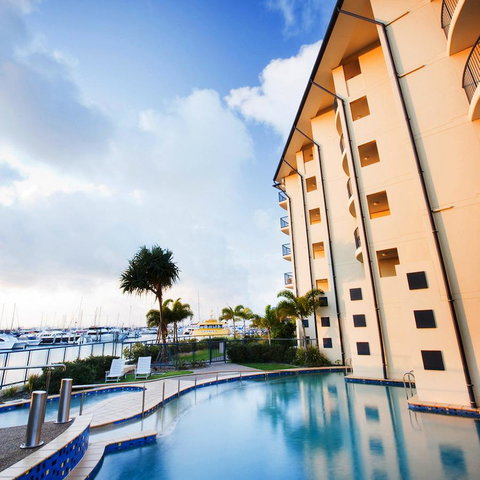 Mantra Hervey Bay - New Castle Holiday 11