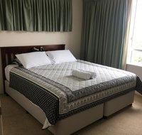 Burleigh Beach Tower - New Castle Holiday