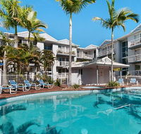 Champelli Palms Apartments - New Castle Holiday
