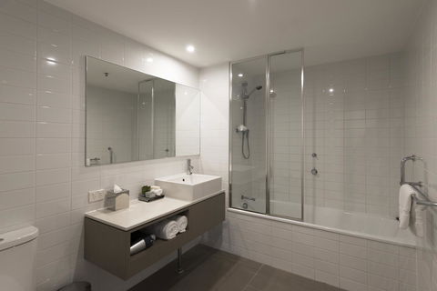 Mantra South Bank Brisbane - New Castle Holiday 15