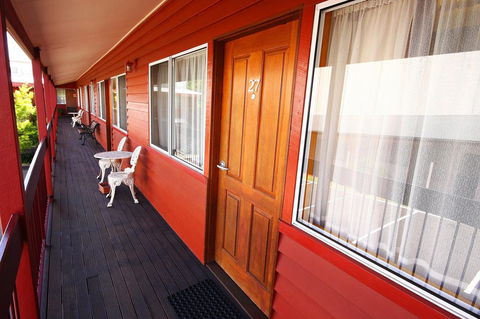 Downs Motel - New Castle Holiday 21