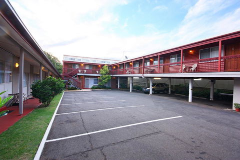 Downs Motel - New Castle Holiday 20