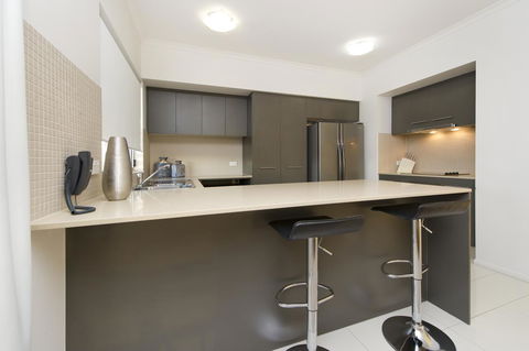 On The Bay Apartments - New Castle Holiday 1