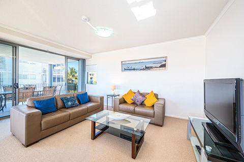 On The Bay Apartments - New Castle Holiday 5