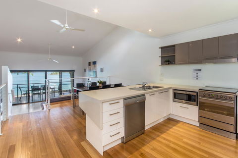 Shorelines Apartments On Hamilton Island By HIHA - New Castle Holiday 10
