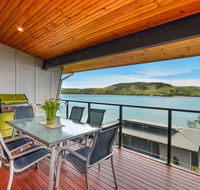 Sea View Shorelines Hamilton Island - New Castle Holiday