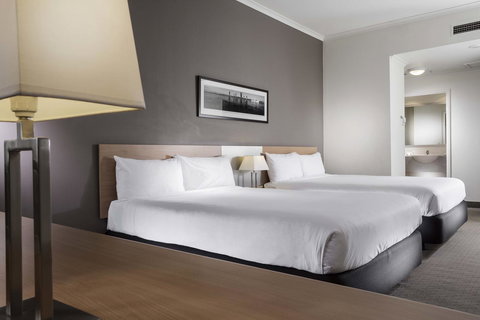 Hotel Indigo Brisbane City Centre, An IHG Hotel - New Castle Holiday 8