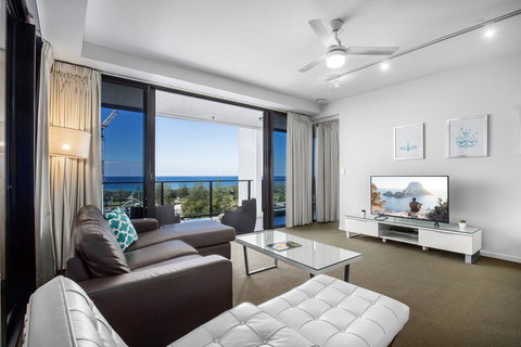 Ultra Broadbeach - New Castle Holiday 40