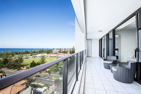 Ultra Broadbeach - New Castle Holiday 41