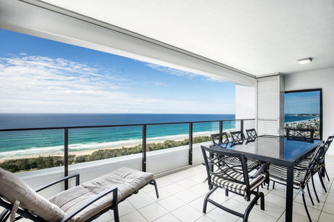 Ultra Broadbeach - New Castle Holiday 15