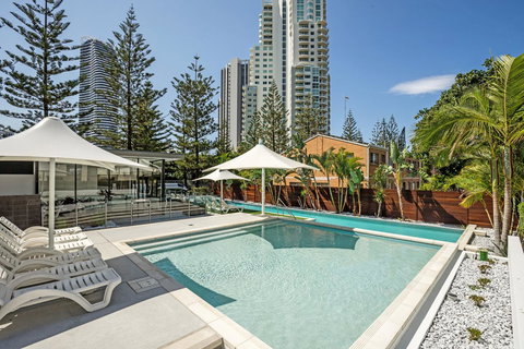 Ultra Broadbeach - New Castle Holiday 2