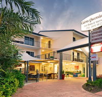 Cairns Queenslander Hotel  Apartments - New Castle Holiday