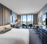 Gambaro Hotel Brisbane - New Castle Holiday