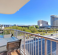 Broadbeach Travel Inn Apartments - New Castle Holiday