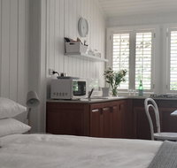 Halcyon on Bardon - New Castle Holiday