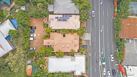 City Palms Brisbane - New Castle Holiday 30