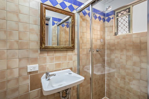 City Palms Brisbane - New Castle Holiday 22