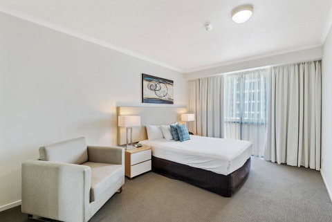 Dockside Brisbane - New Castle Holiday 19