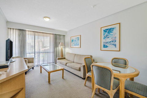 Dockside Brisbane - New Castle Holiday 27