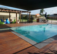 YAL Cairns - A Motel that makes a difference - New Castle Holiday