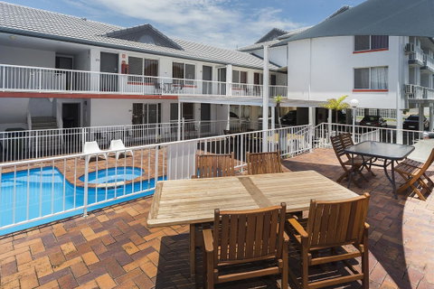 Sunshine Beach Resort - New Castle Holiday 5