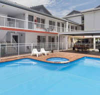 Sunshine Beach Resort - New Castle Holiday