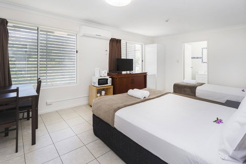 Sunshine Beach Resort - New Castle Holiday 8