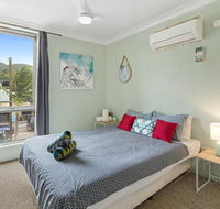 Location 2BR Town View Unit in Centre of Airlie. - New Castle Holiday