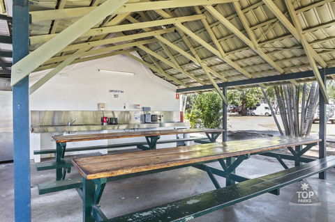 Tasman Holiday Parks - Airlie Beach - New Castle Holiday 11
