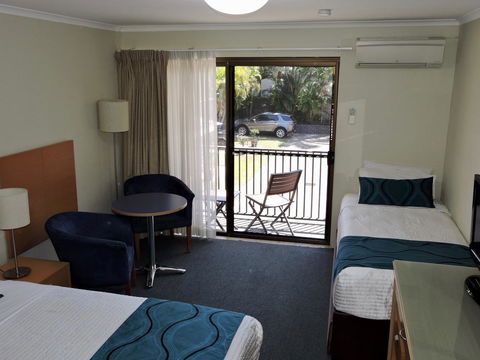 Best Western Airport 85 Motel - New Castle Holiday 7