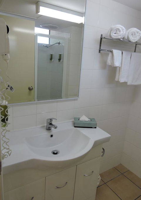 Best Western Airport 85 Motel - New Castle Holiday 9