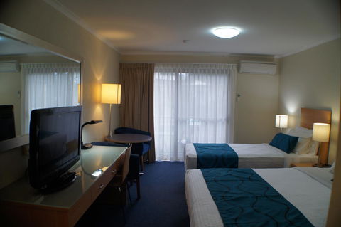 Best Western Airport 85 Motel - New Castle Holiday 26