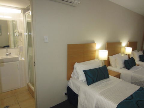 Best Western Airport 85 Motel - New Castle Holiday 41