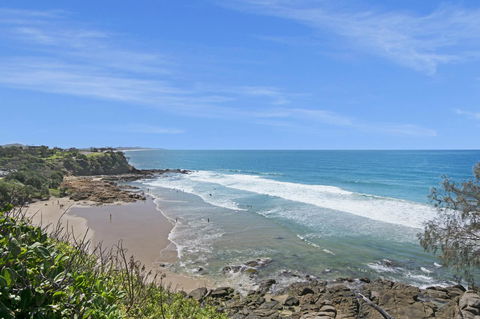 Pandanus Coolum Beach - New Castle Holiday 13
