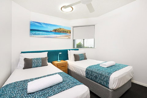 Malibu Apartments - New Castle Holiday 3