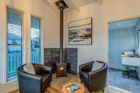 Hampton Estate Wines - New Castle Holiday 3