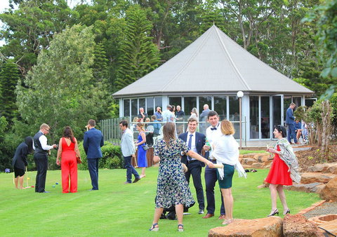 Hampton Estate Wines - New Castle Holiday 17