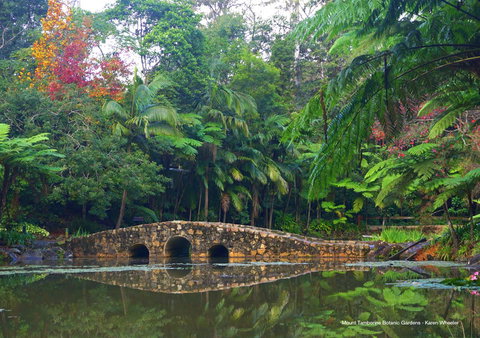 Hampton Estate Wines - New Castle Holiday 27