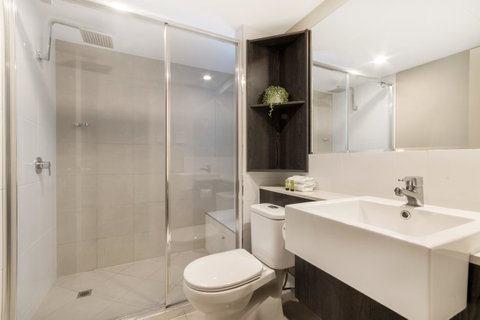 Sunshine Tower Hotel - New Castle Holiday 7