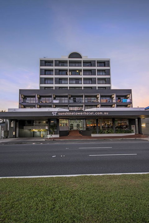 Sunshine Tower Hotel - New Castle Holiday 11