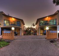 Coolum Beach Getaway Resort - New Castle Holiday