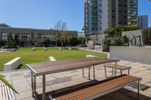 Oxygen Apartments - New Castle Holiday 18
