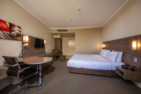 DoubleTree By Hilton Cairns - New Castle Holiday 24