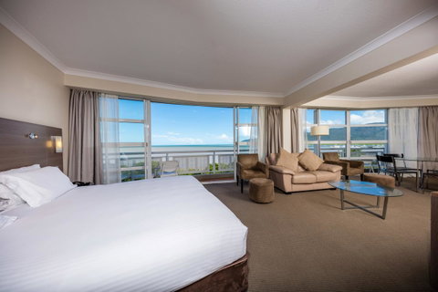 DoubleTree By Hilton Cairns - New Castle Holiday 31